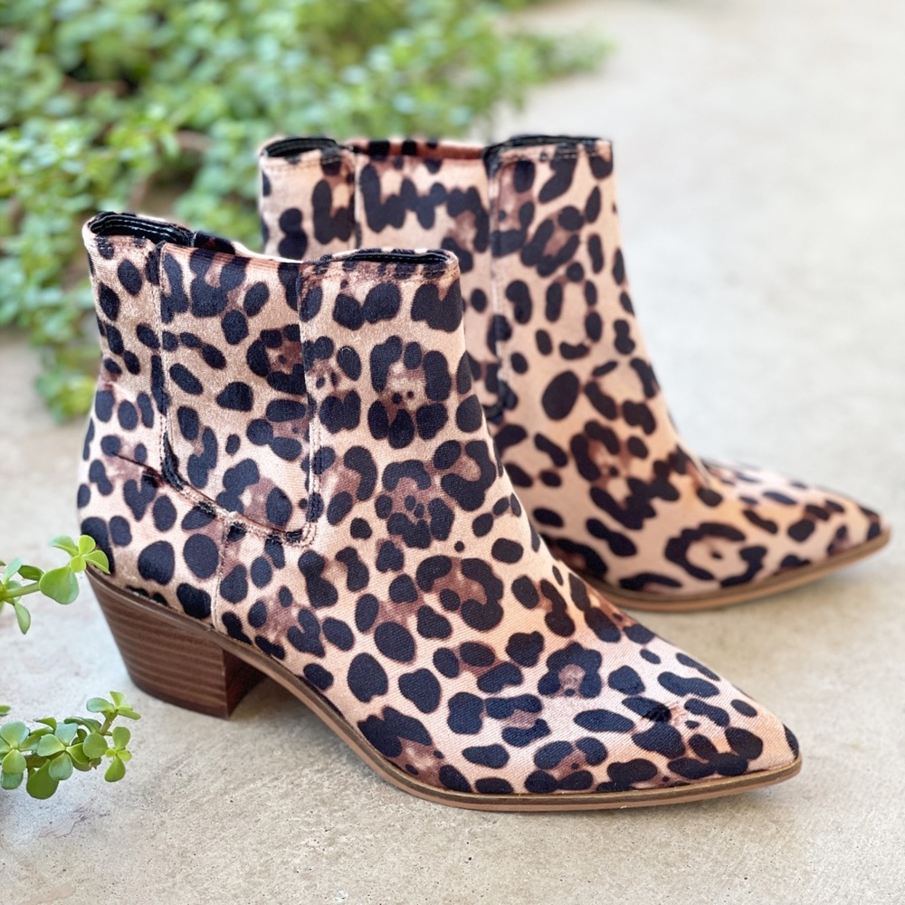 Sole Society Lolanna 2 Velvet Leopard Boots